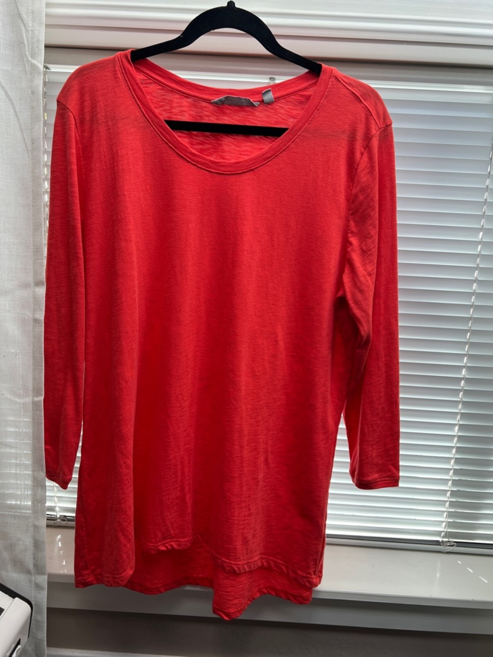 Athleta 3/4 Sleeve Scoop Neck Tee in Vibrant Orange-Red Sz XLT